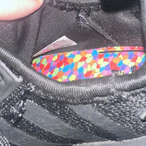 Kids Black Sneakers with Colorful Sole adidas size 8.5 - Picture 7 of 8